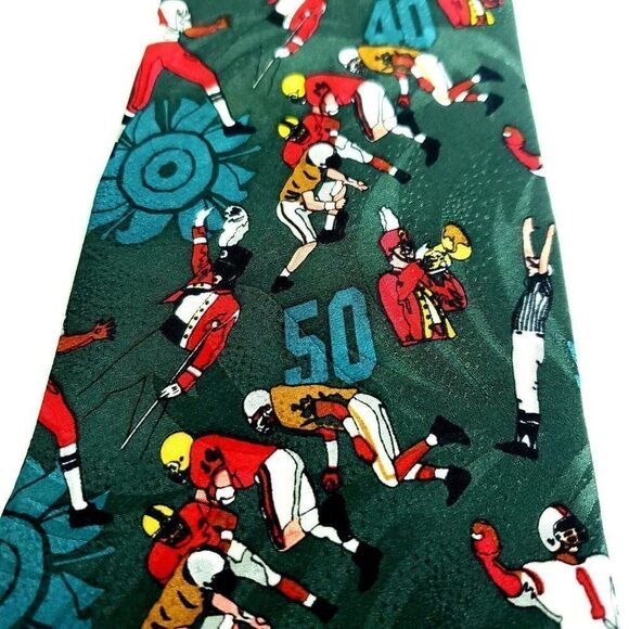 Win Lose Or Tie Limited Edition Green Football Jacquard Print‎ Wide Silk Tie - Picture 2 of 6